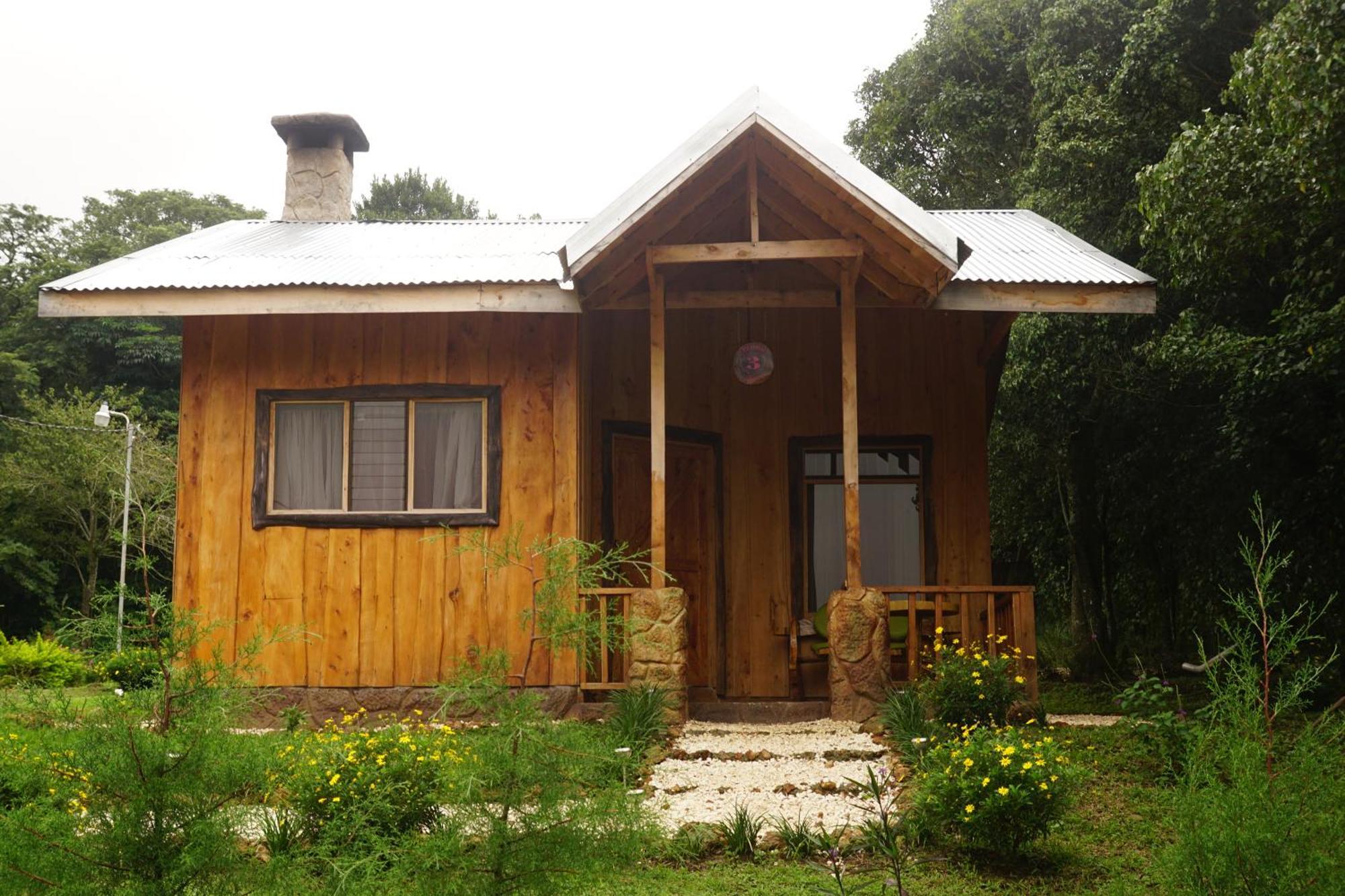Hotel & Spa Escondite De La Montana Sabana Redonda Exterior photo